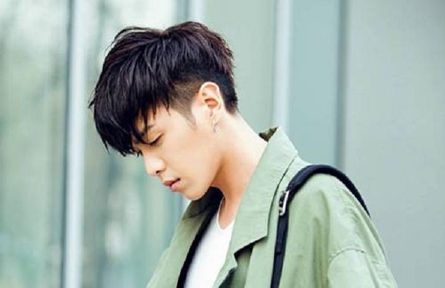 张若昀回应打过唇钉,张若昀疑回应打唇钉不明