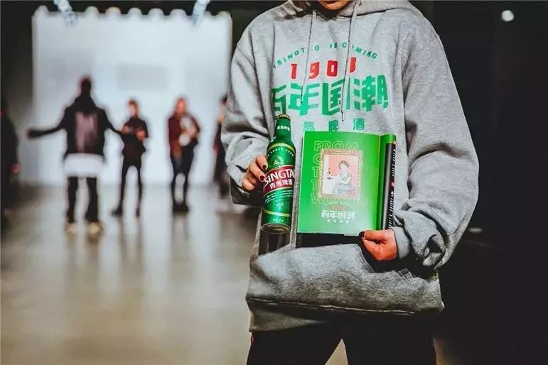 大白兔奶糖频繁跨界营销好吗,大白兔奶糖跨界产品有哪些