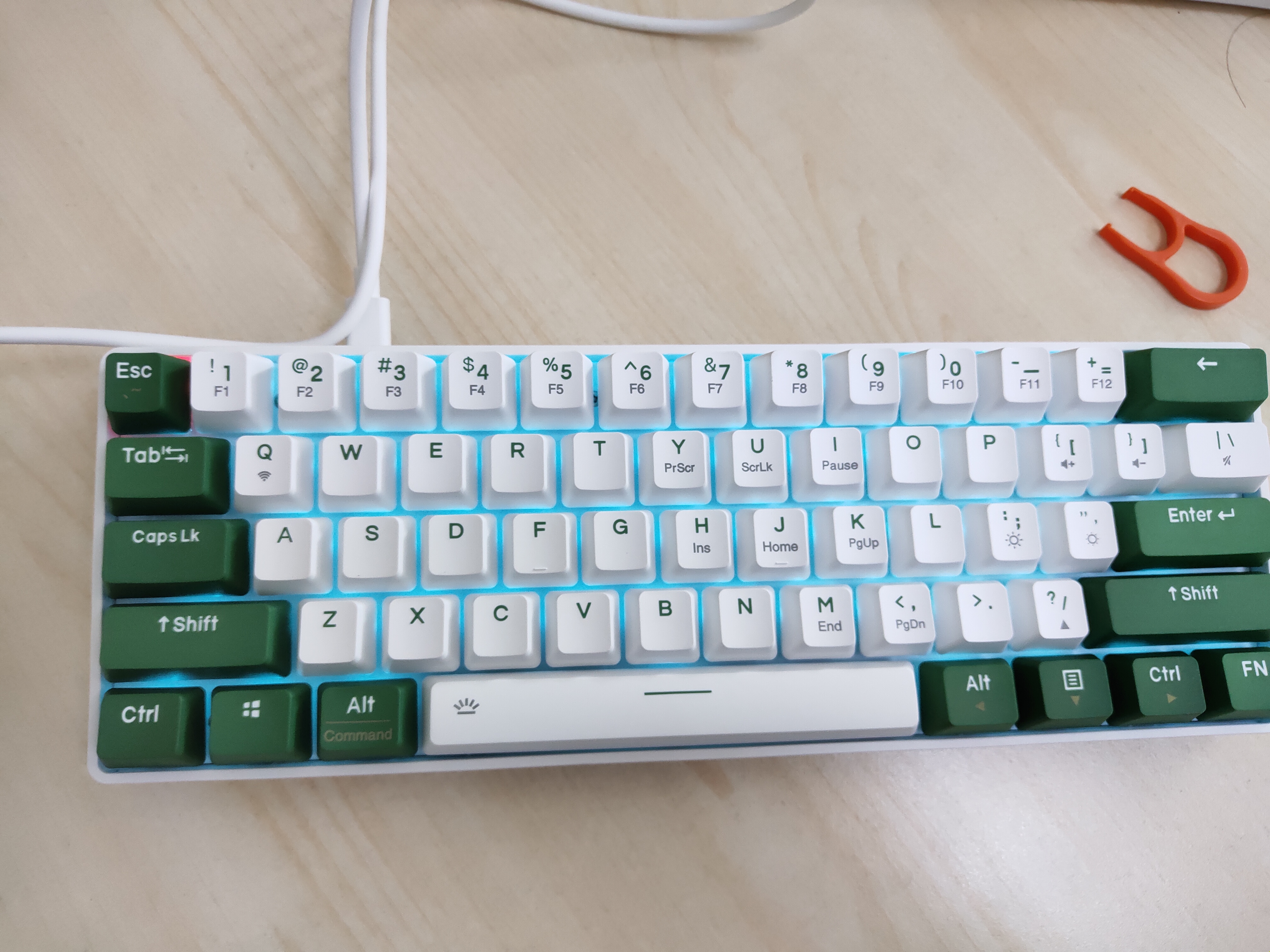 机械键盘ttc轴和樱桃轴有什么区别,樱桃键盘g80-3000s测评