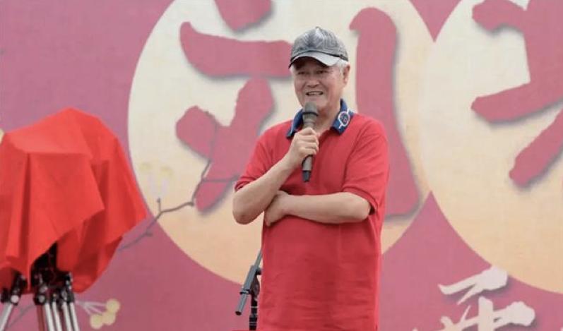 赵本山的私人飞机一年的费用多少 (赵本山私人飞机价值)