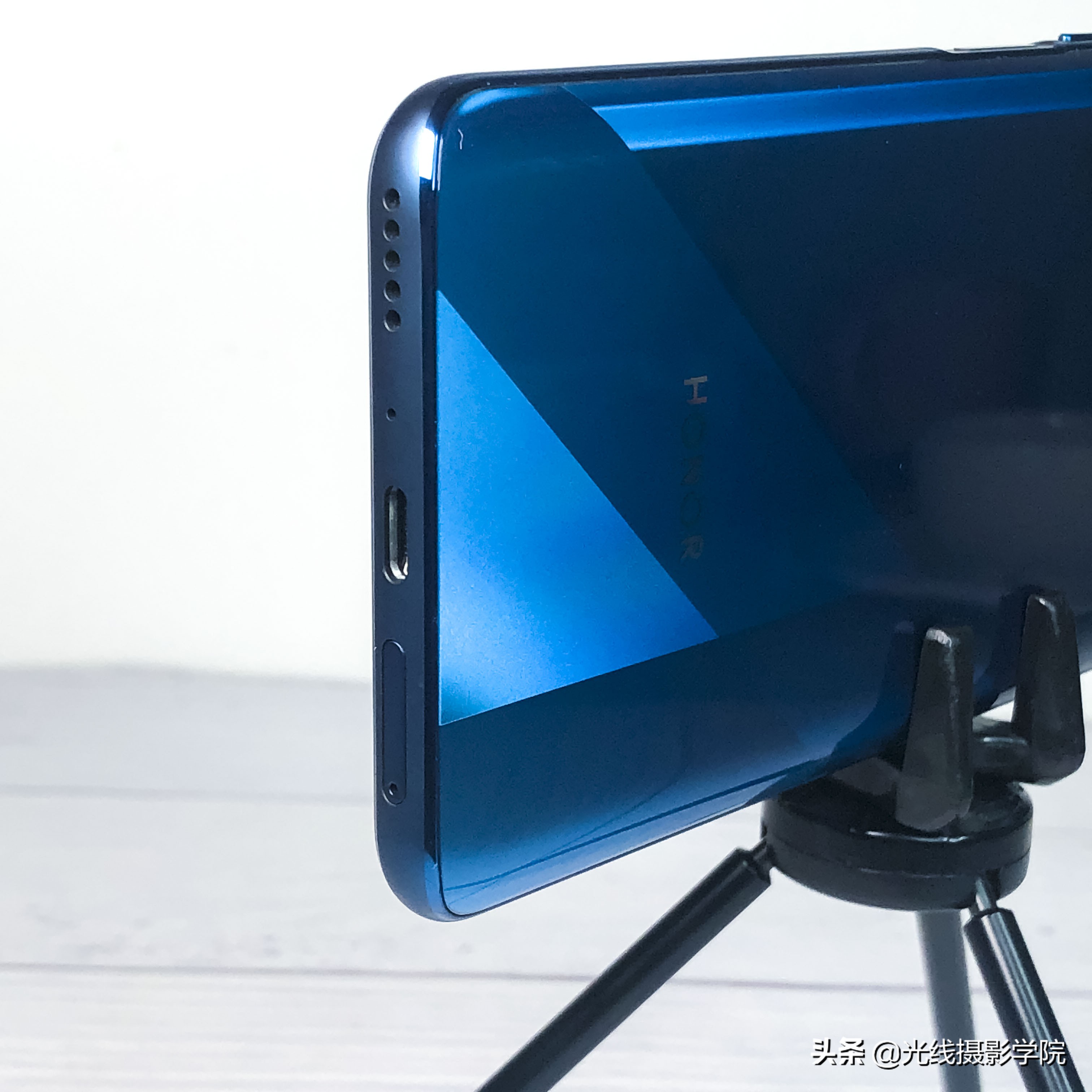 荣耀x10有没有5g,荣耀x105g风暴