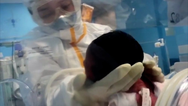 春天的画儿童版一年级下册,童画春天