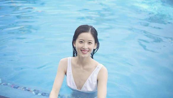 奶茶妹章泽天高情商对话全程,奶茶妹妹章泽天高情商回怼