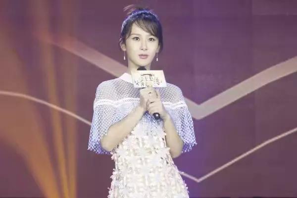 从童星到现在的大明星,从童星到当红小花