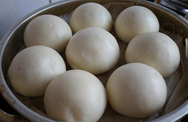 蒸馒头时切忌直接放酵母,蒸馒头千万不要加泡打粉