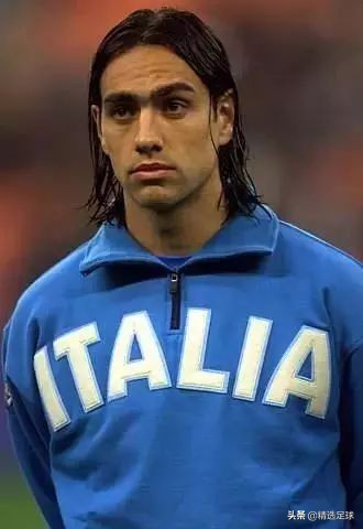 世界足坛十大美男子,世界足坛十大顶级前锋