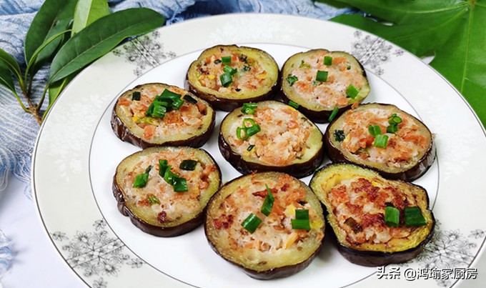 家庭版香煎茄子饼,茄子饼怎么煎最好吃