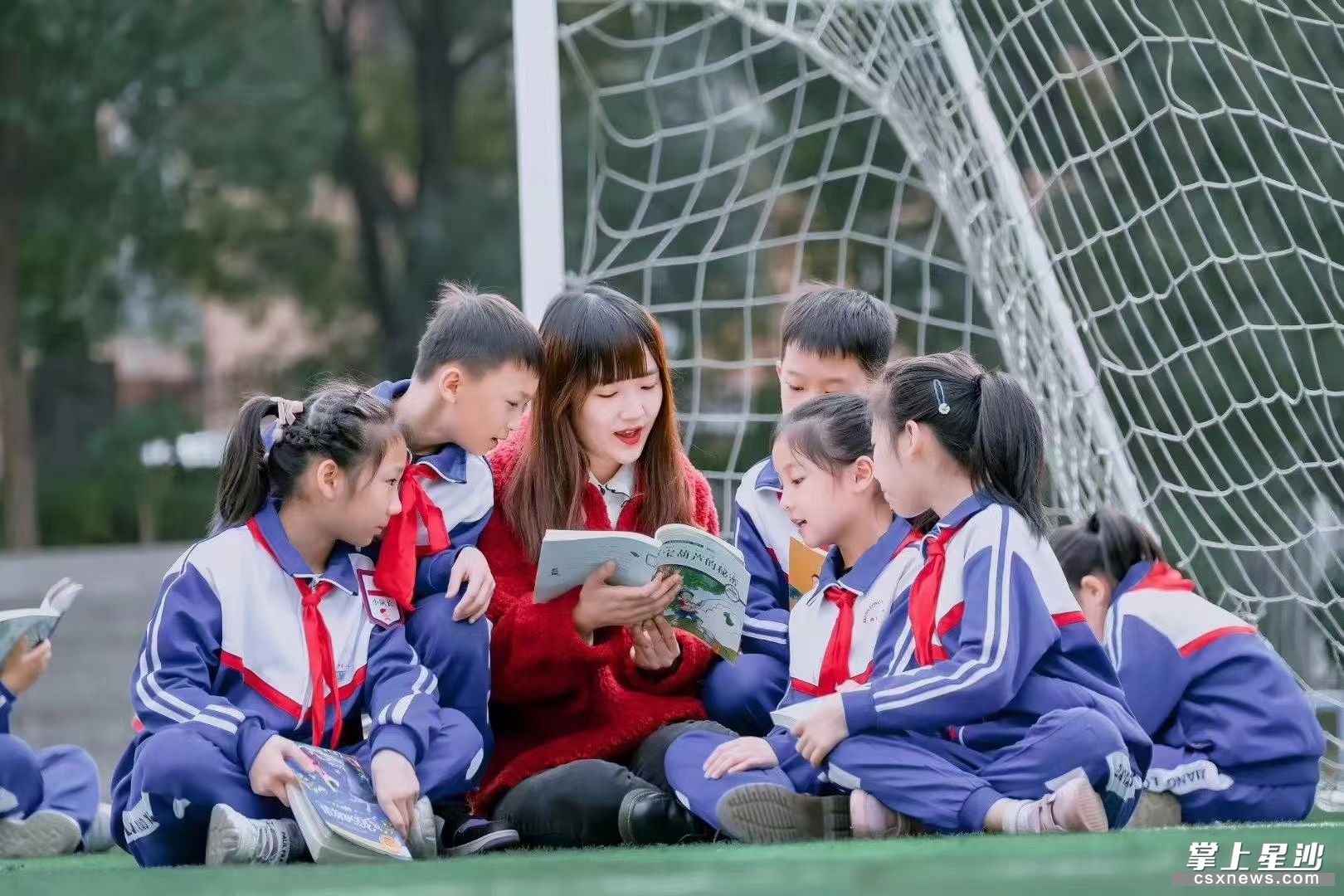 星沙都挺好雕塑,在都挺好遇到自己熟悉的车牌