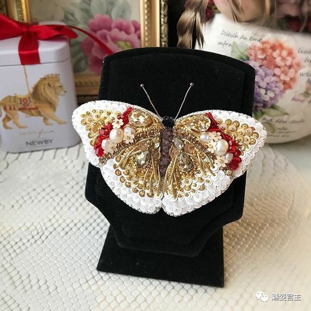 diy手串水晶饰品 (水晶串配饰大全)