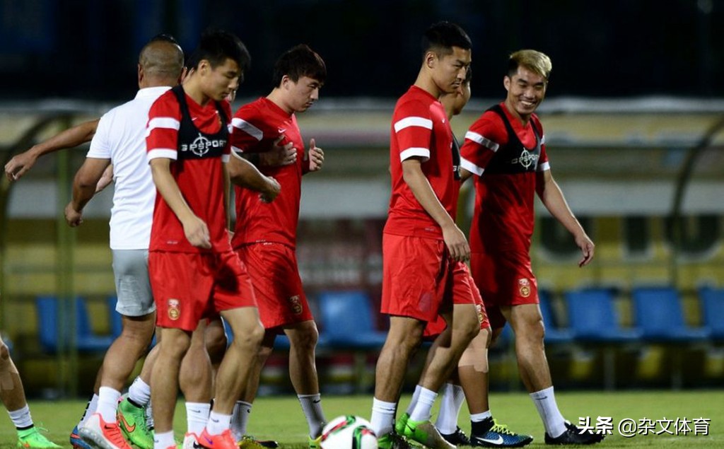 国足的足球装备,国足青训器材