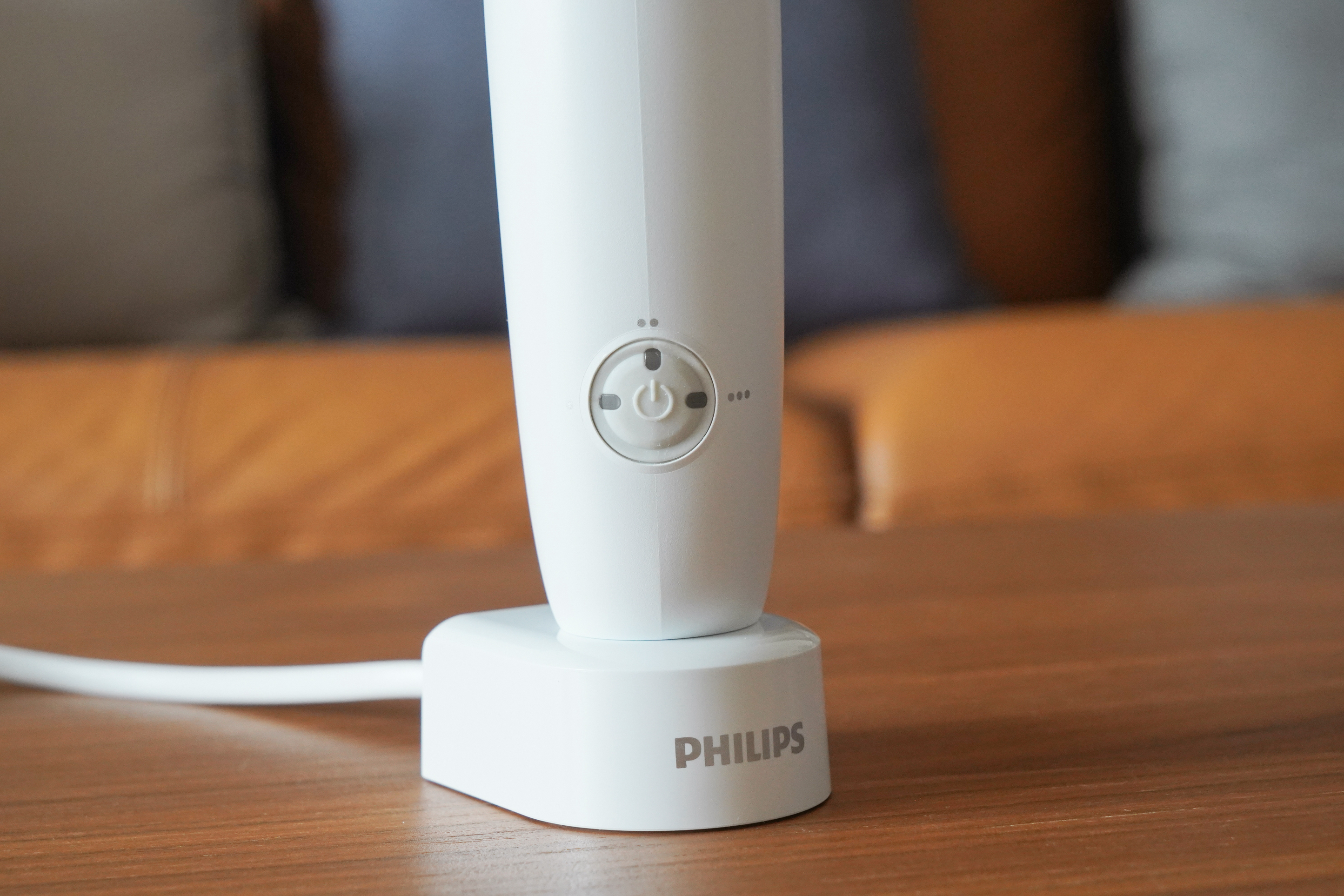 有了电动牙刷还要买便携冲牙器？洁碧、飞利浦，Oclean对比