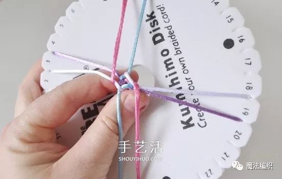 四股绳如何编织好看的手链,用编织绳怎样编手链简单