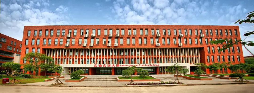 武汉外语外事职业学院可以进出吗,武汉外语外事职业学院出国