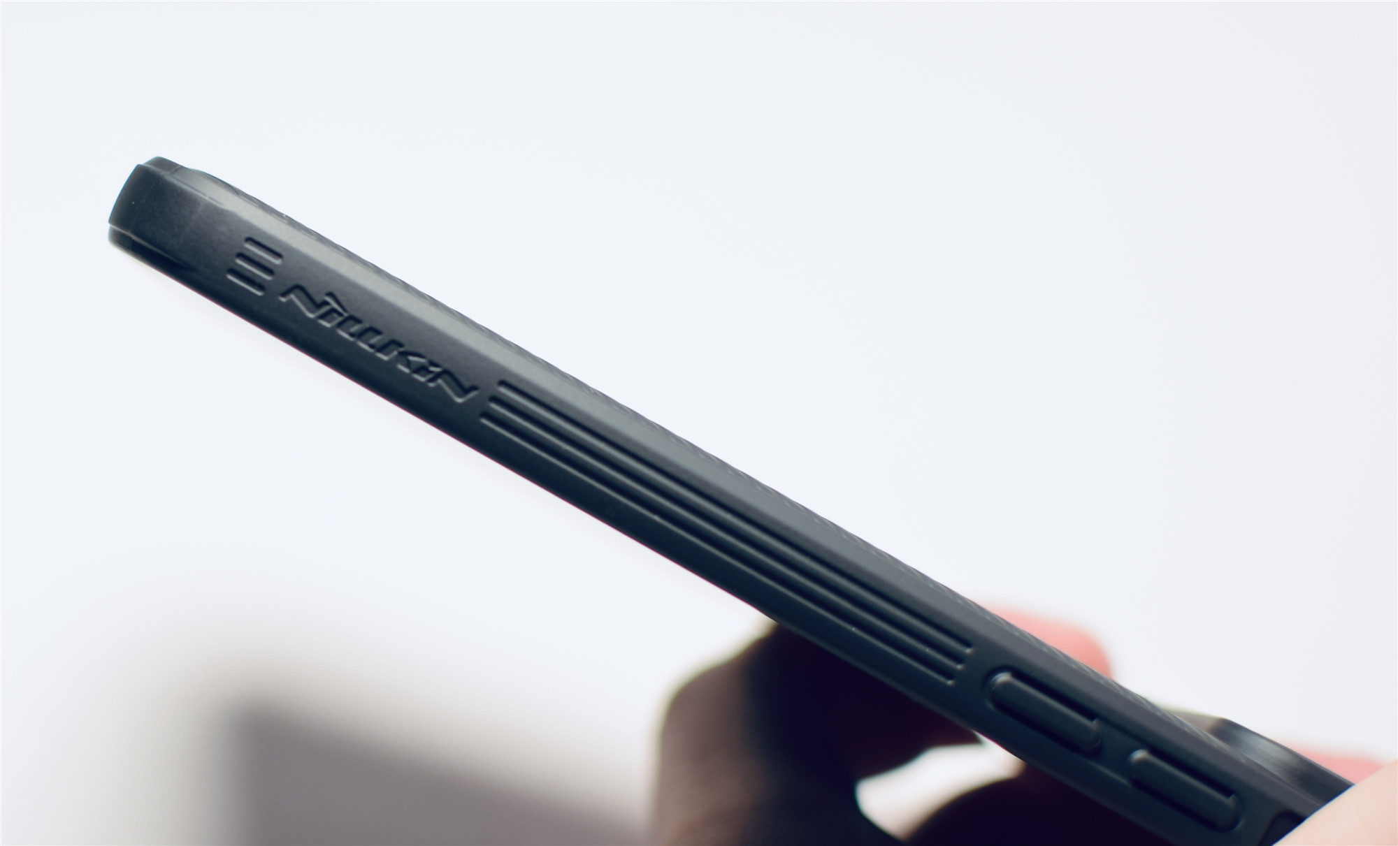 iphone12pro带壳无线充,iphone12保护壳磁吸