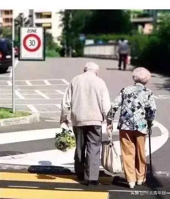 单双号限行范围扩大!国家最新规划!河北6市被委以重任!14岁女儿洗澡传来异响,父亲踹门救人!双双身亡!