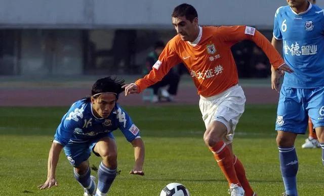 鲁能泰山比赛球迷纪录,鲁能泰山球迷解析