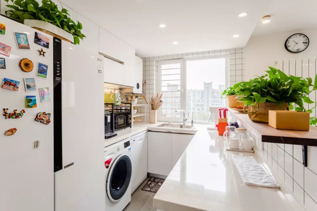 即热小厨宝与即热式水龙头哪个好,即热式水龙头和小厨宝哪个更好