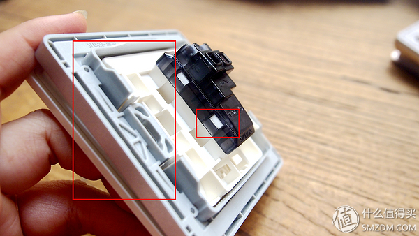 无边框开关插座,无边框开关插座拆解