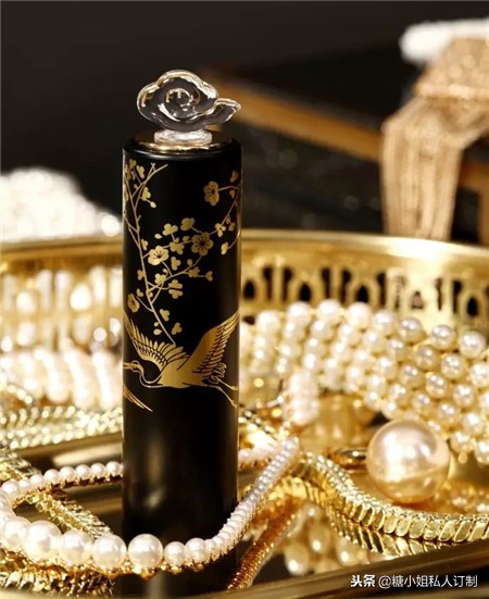 为了最美中国风口红，故宫淘宝双店争锋，卡婷不落下风！