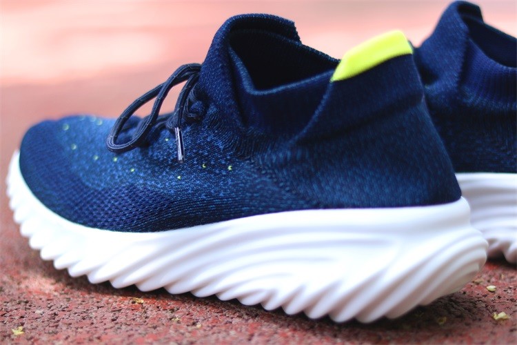 穿袜子是一种什么体验,穿袜子舒服的感受