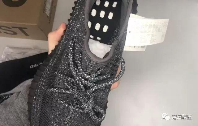 yeezy350黑满天星和黑玛瑙的区别,yeezy350满天星真假对比