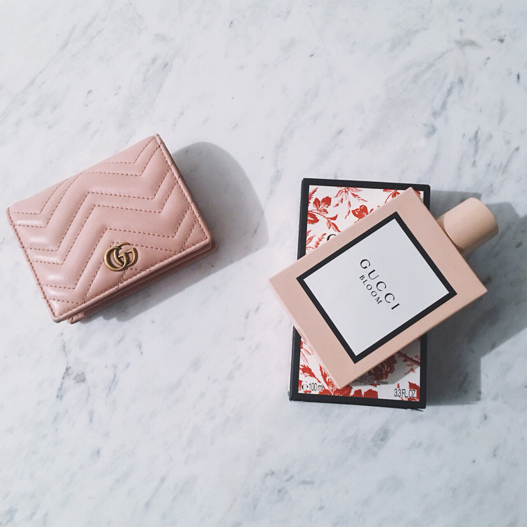 情人节礼物表白,送老婆情人节礼物千元左右