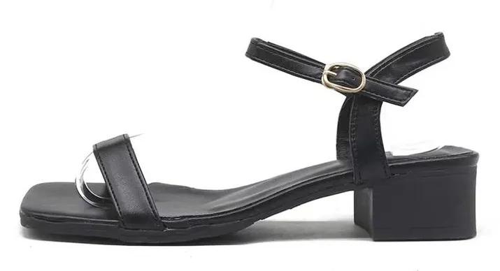 小腿粗穿什么款的鞋子好看,帮你选鞋