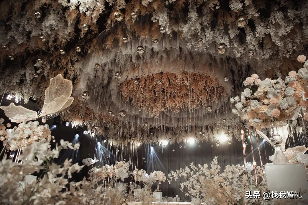 新鲜出炉！国庆千场案例优选，均价1W+爆款婚礼