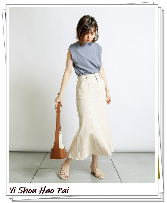 蓝色给人凉爽的感觉是什么心理,夏天蓝色衣服怎么搭配好看