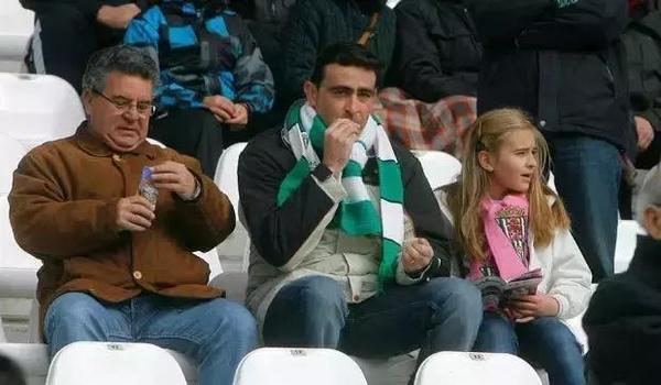 外国人嗑瓜子的纪录片,瓜子