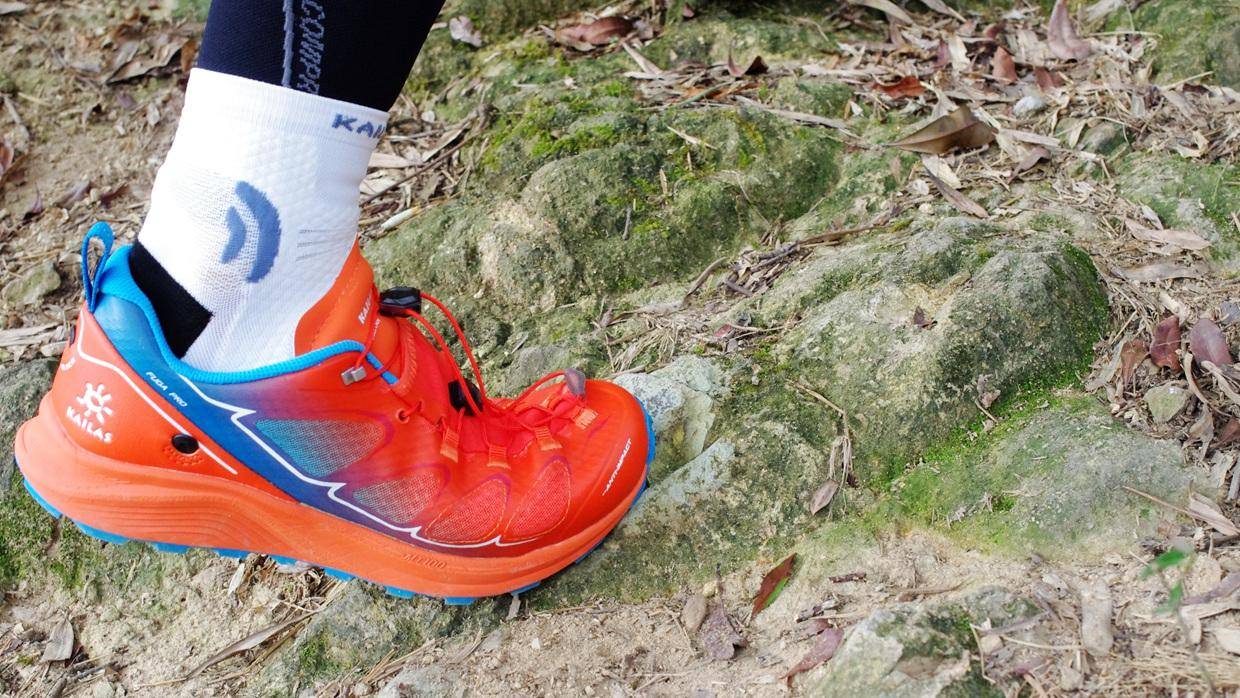 支撑稳定型的跑鞋推荐,反馈感强的实战鞋