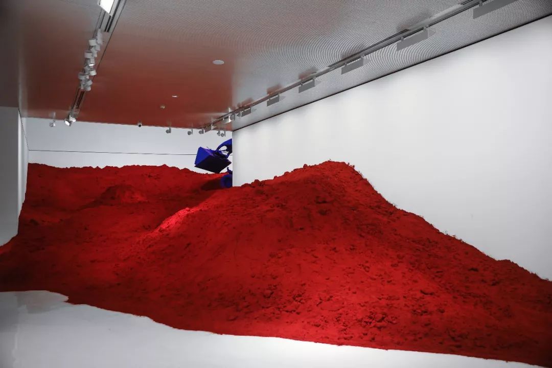 安尼施卡普尔北京,安尼施卡普尔三原色