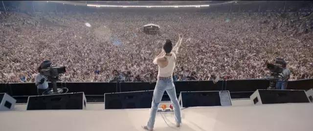 筹备10年，上映后票房58亿！这部人物传记片，让我想到了歌后王菲