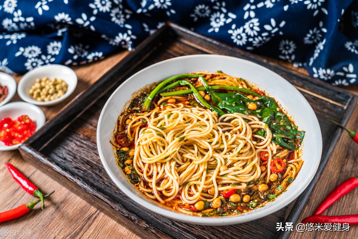 瘦人增肌增重最佳锻炼方法在家,瘦人少吃什么食物最好