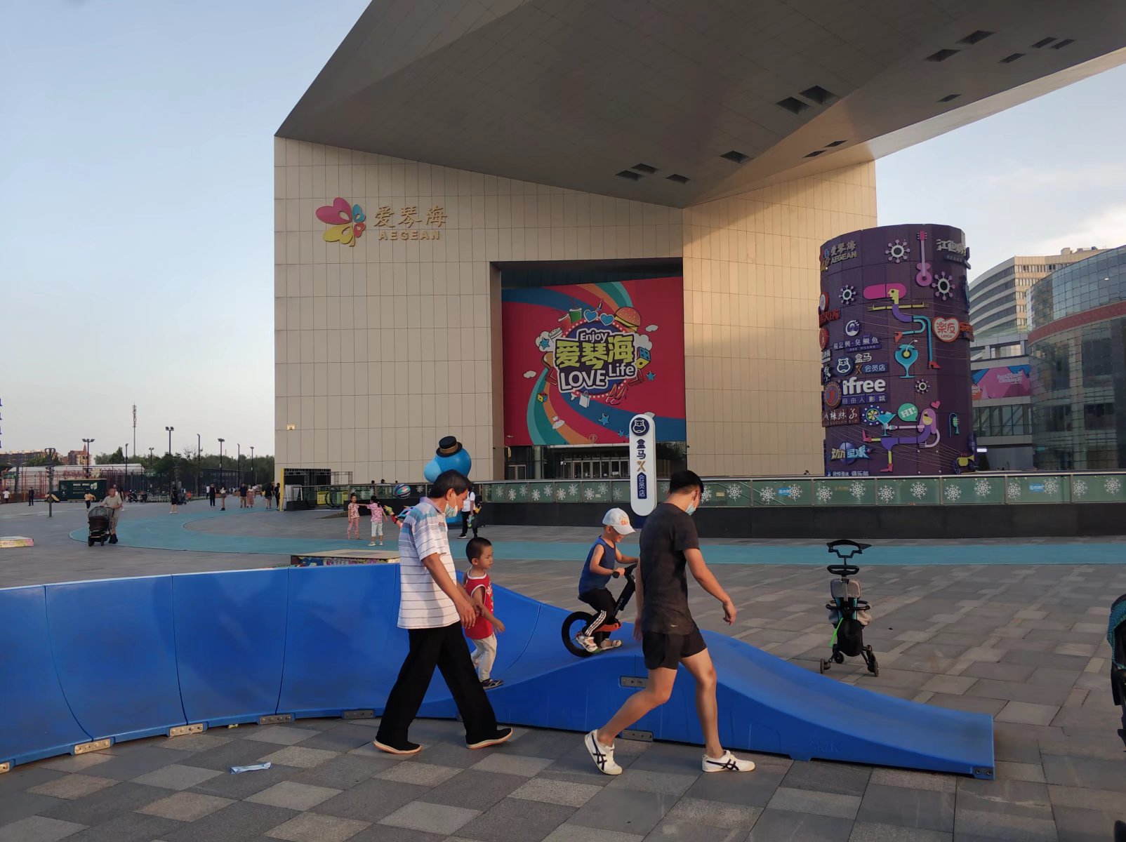 北京最值得逛的几个商圈,北京最实惠的购物街在哪里