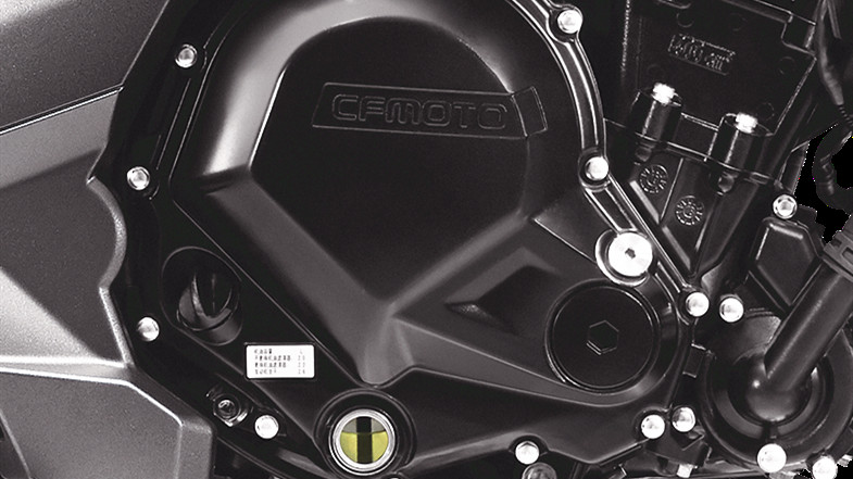 春风400nk跑了2万公里还值得买吗,22年春风400nk准新车二手价格