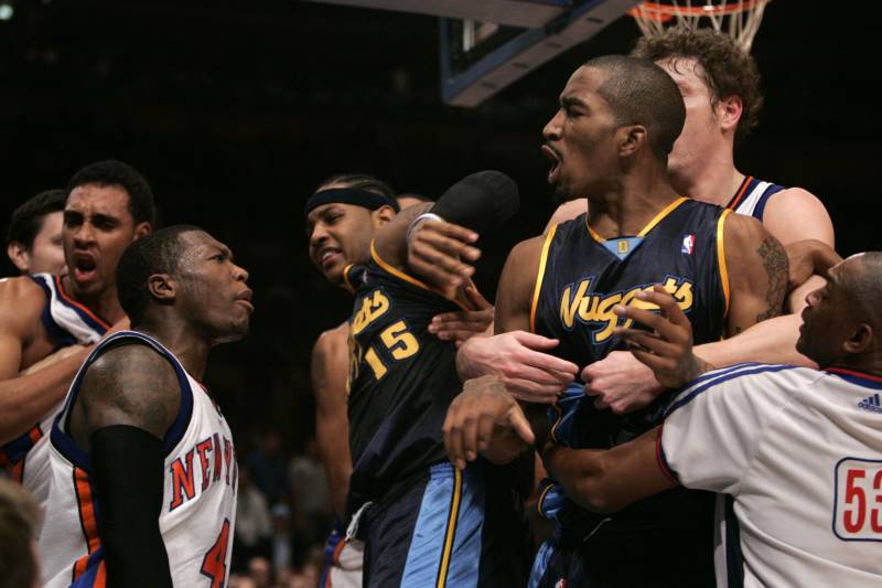 nba历史最厉害的五次冲突,nba奥本山宫殿斗殴事件的全过程