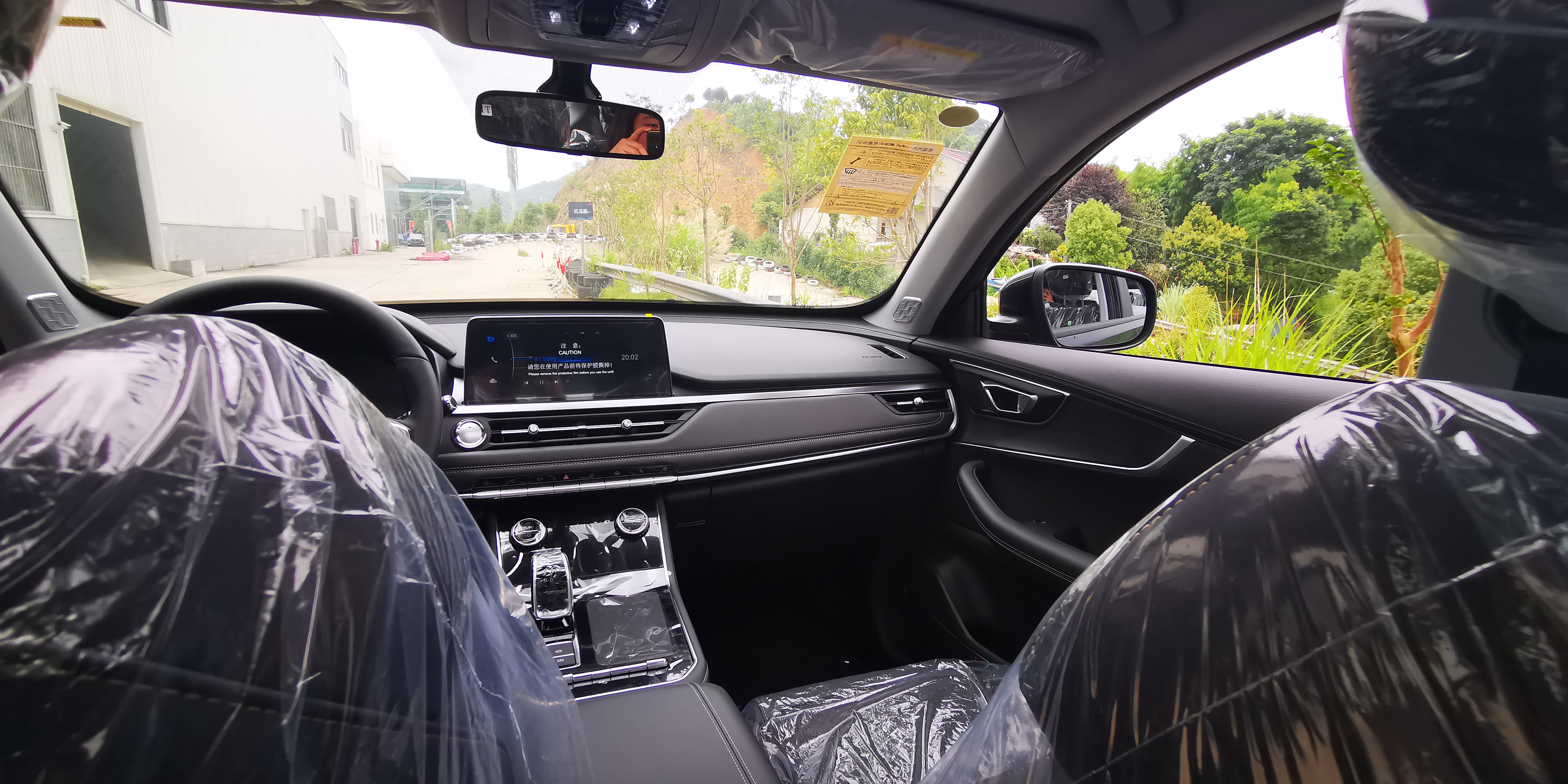 虎8和豪越怎么选,吉利豪越和瑞虎8哪个值得入手