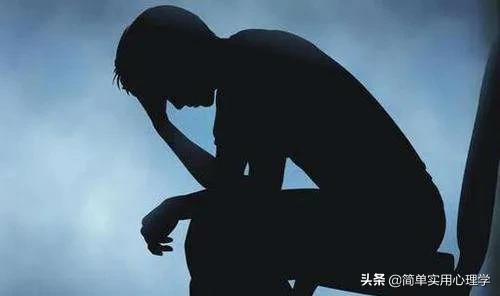 克服自卑的8个心理调整训练法,心理学克服小人