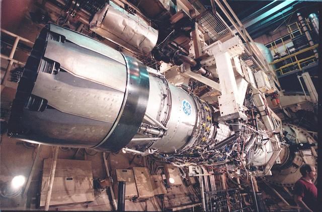 f14雄猫战机和他的飞行员们,f14雄猫战斗机永远的大猫