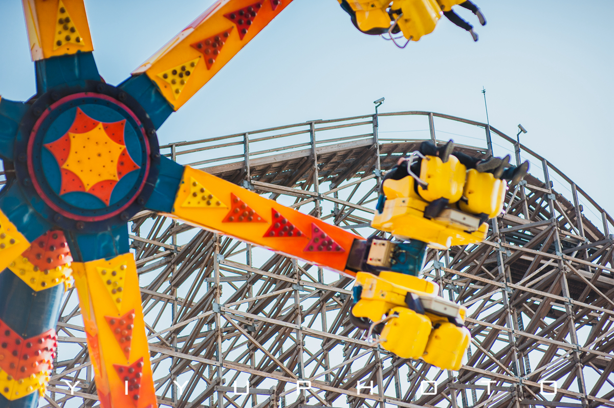 天津欢乐谷有什么好玩的项目,天津欢乐谷峡湾飞龙第一视角