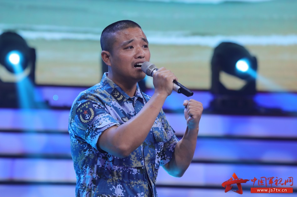 开展讲述军人故事弘扬军人精神,唱响军歌并讲述军歌背后的故事