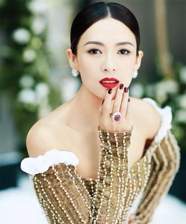 最受欢迎的戒指款式图片价格,钻石戒指款式寓意