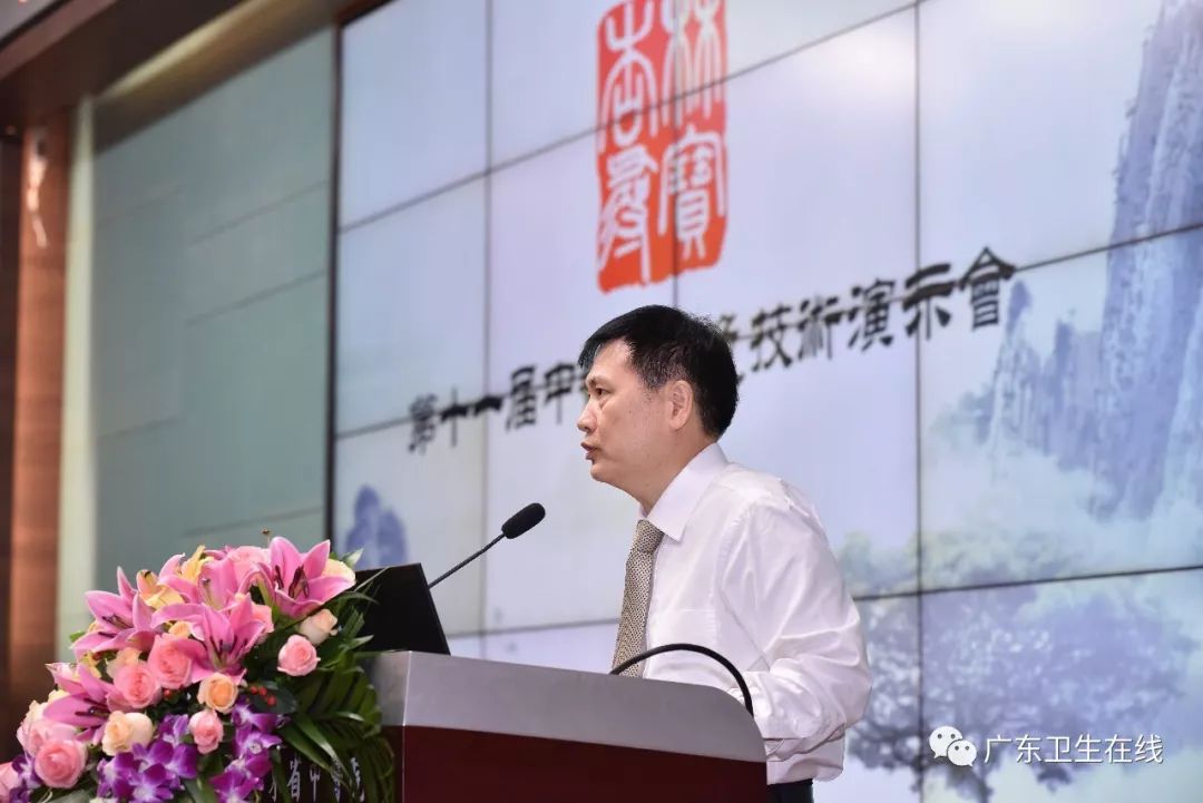 洋医生献宝杏林!能治疼痛哮喘,还可无创“打针”……中医特色疗法走向国际