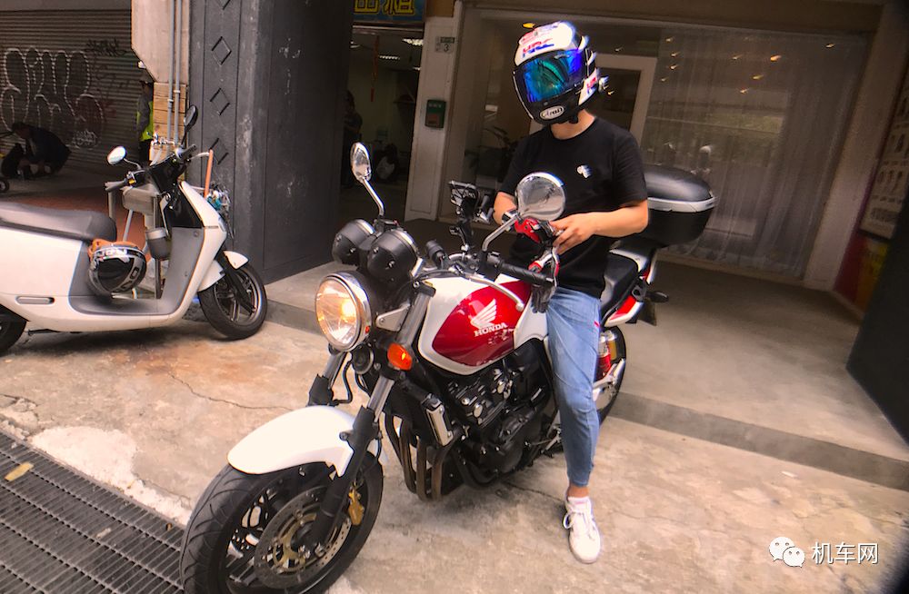 去台湾环岛，租辆CB400得多钱？需要哪些手续？