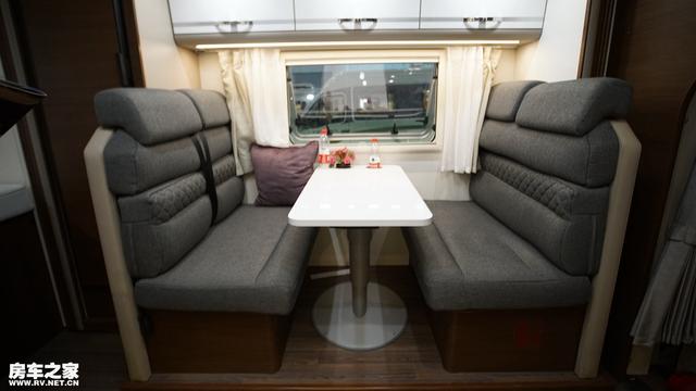 宇通依维柯6.5吨高配房车价格,宇通6.5t进口依维柯c型房车