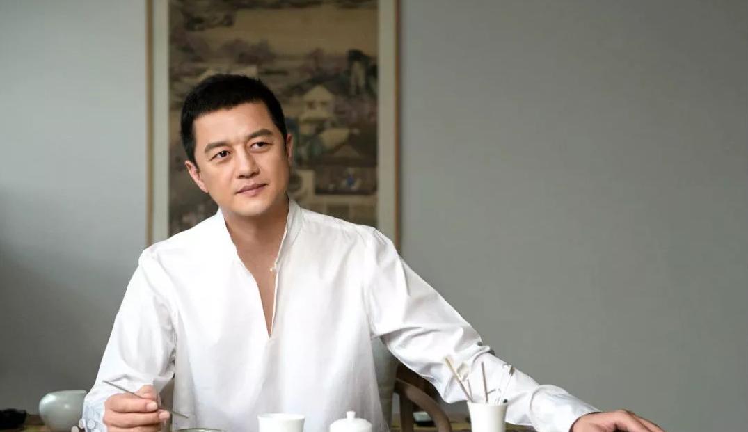 终于明白天后为什么评价他为八爪鱼了