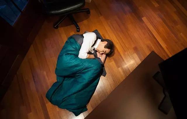 卡路福床垫是十大品牌床垫吗,卡路福床垫和斯可馨床垫哪个好