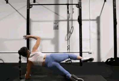 河南腹肌女神在线秀翘臀，性感指数100%，网友：我想拥有！