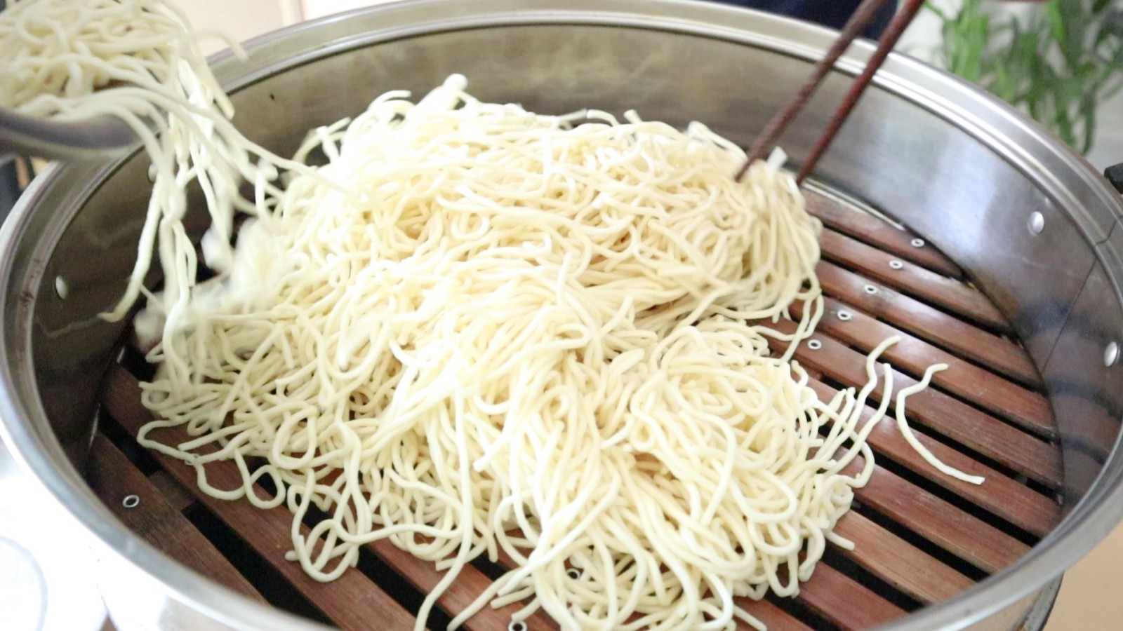 蒸卤面的家常做法简单的,蒸卤面饭店做法